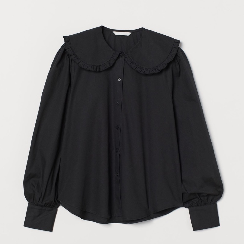 HM Large-collared Blouse in Black, size M, good as new, 100% Cotton
